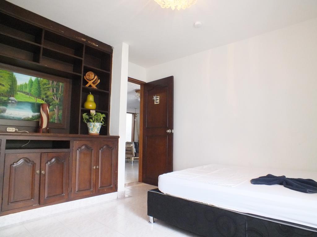 ميديلين Hostal Casa Paraiso الغرفة الصورة