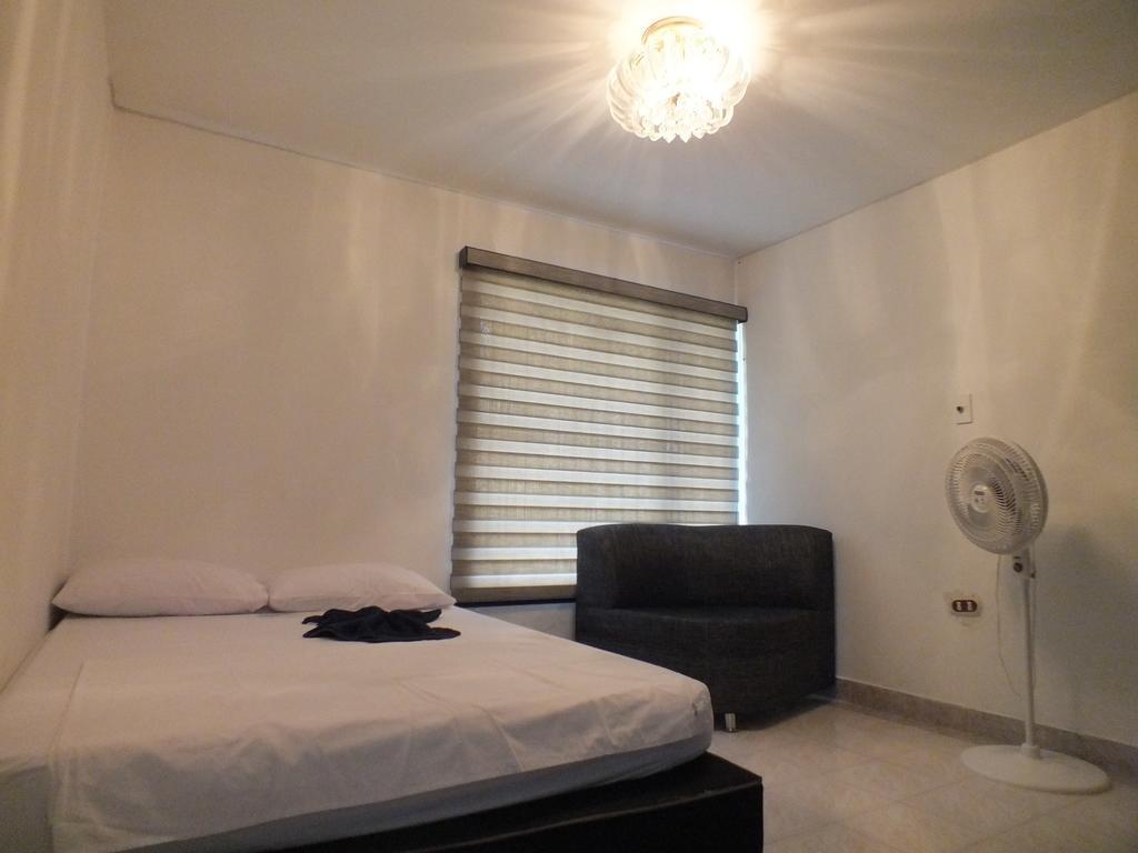 ميديلين Hostal Casa Paraiso الغرفة الصورة